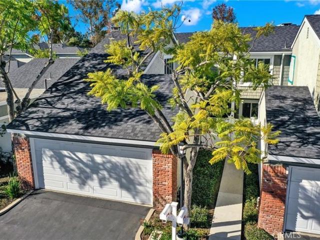 Townhouse for sale in Laguna Hills, California
