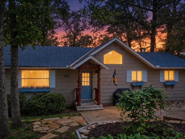 House for sale in Barry, Missouri
