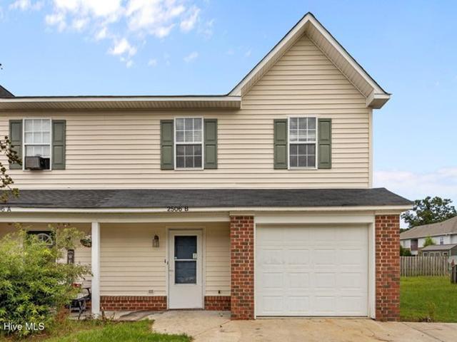 Townhouse for sale in Greenville, North Carolina