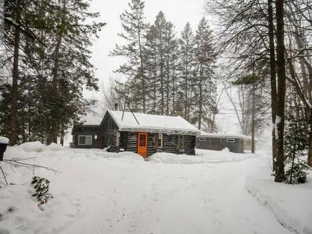 House for sale in Ontario