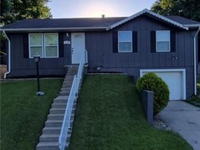 House for sale in Buchanan, Missouri