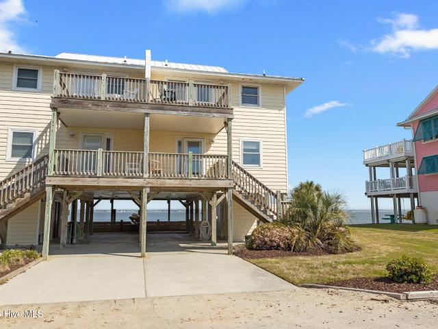 Condo for sale in Emerald Isle, North Carolina