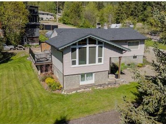 House for sale in Lumby, British Columbia