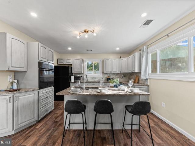 House for sale in Edgewood Meadows, Edgewood