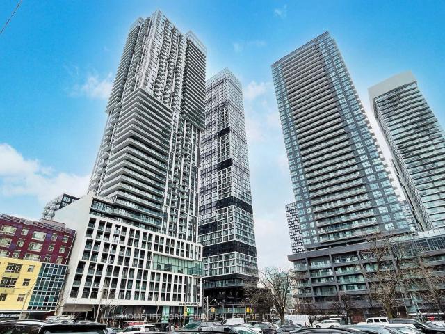 Condo for sale in Toronto Centre, Toronto
