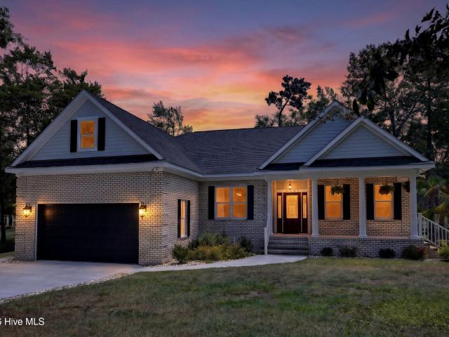House for sale in Bolivia, North Carolina