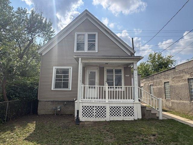 House for sale in Milwaukee, Wisconsin
