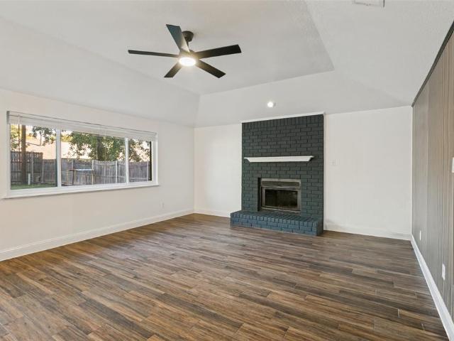 House for sale in Arlington, Tarrant County