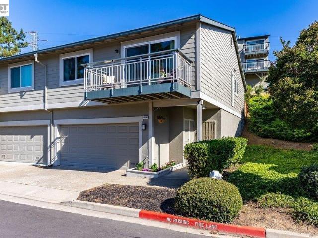 Townhouse for sale in Hayward, California