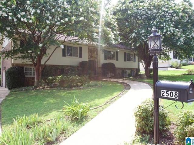 House for sale in Hoover, Alabama