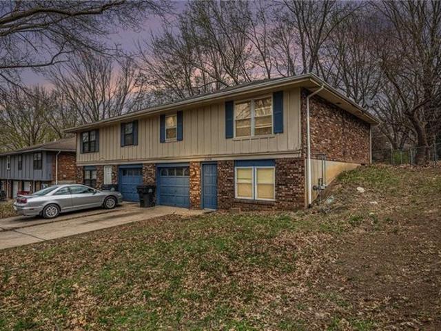 House for sale in Blue Springs, Missouri