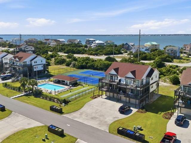 Condo for sale in Emerald Isle, North Carolina