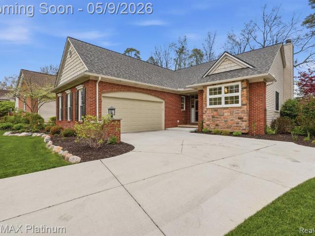 House for sale in Hamburg, Michigan