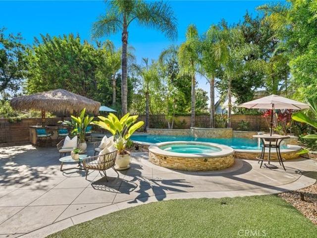 House for sale in Parkwood Estates, Lake Forest