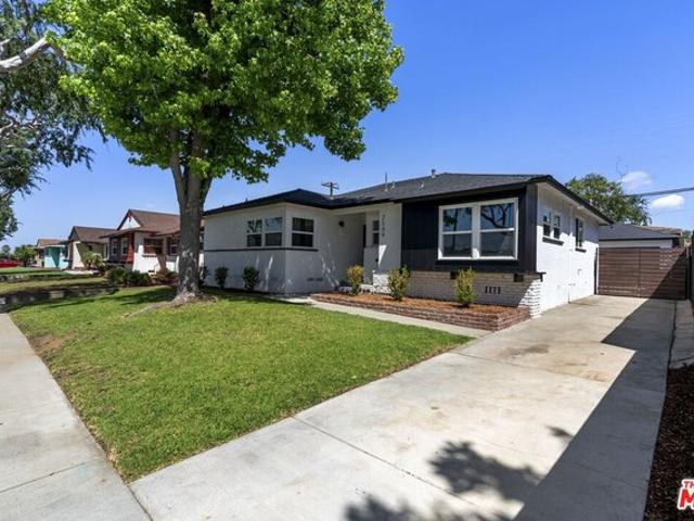 House for sale in Inglewood, California