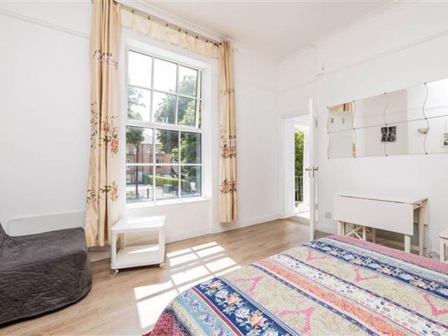 Studio for sale in Bluebell, North Tipperary