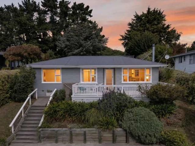 House for sale in Little Akaloa, Canterbury