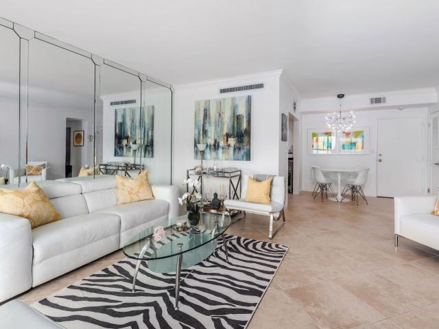 Apartment for rent in Palm Beach, Florida