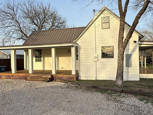 House for sale in Ellis, Texas