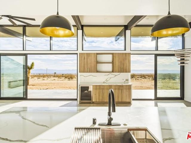House for sale in Landers, California