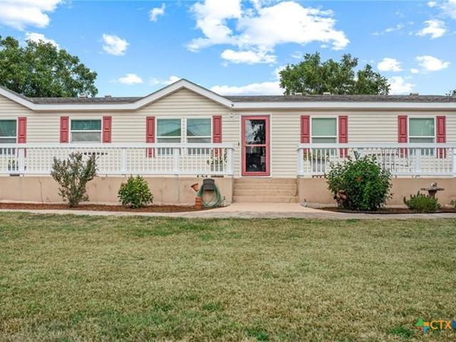House for sale in Bloomington, Victoria County