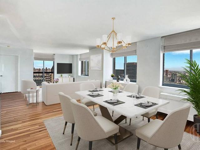 Condo for sale in Arverne, New York