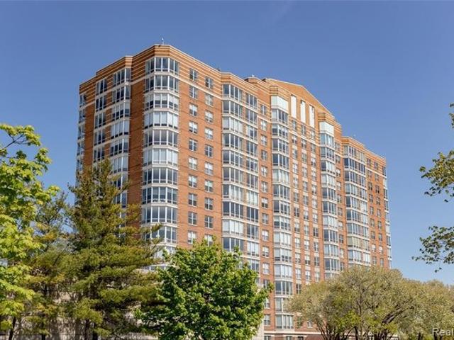 Condo for sale in Detroit, Michigan