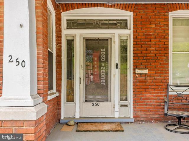 House for sale in Waynesboro, Pennsylvania