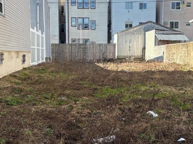 Land for sale in Newark, New Jersey