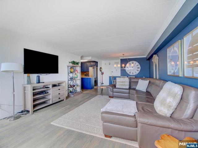 House for sale in Cliffside Park, New Jersey