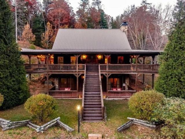 House for sale in Blue Ridge, Georgia