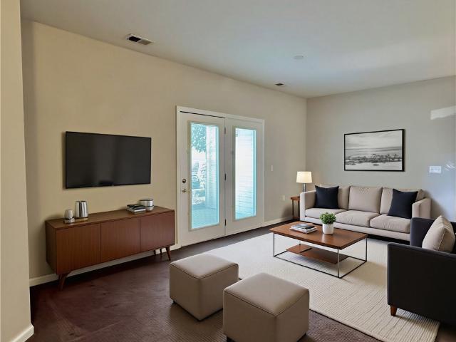 Condo for sale in Piney Fork, South Park Township