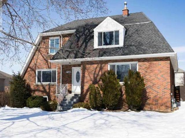House for sale in Ancaster, Ontario