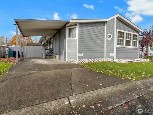 House for sale in Enumclaw, Washington
