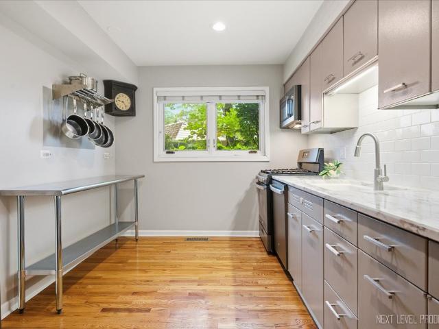 Condo for sale in Geneva, Kane County