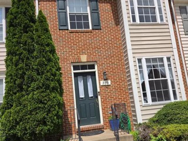 Townhouse for sale in Virginia
