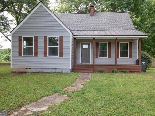 House for sale in Grantville, Coweta County