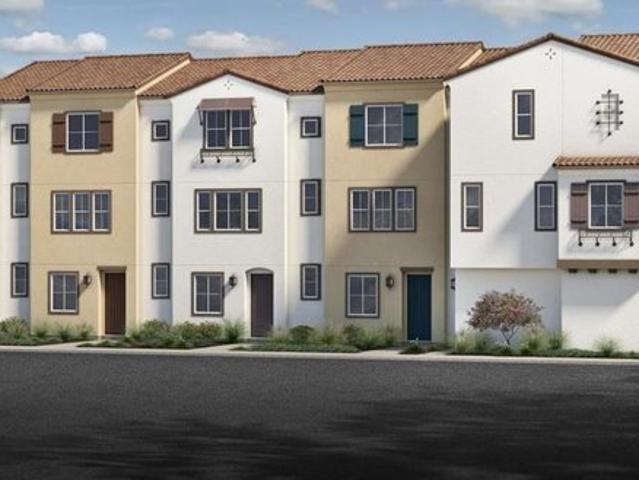 Townhouse for sale in Oceanside, California