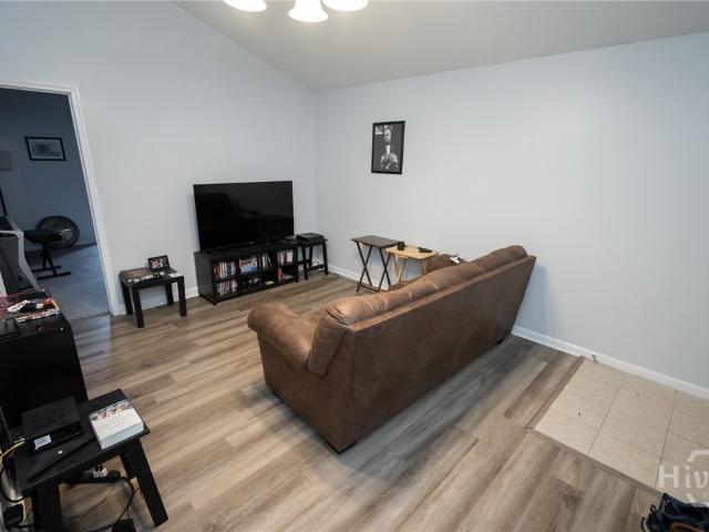 Condo for sale in Stonemill Run, Athens