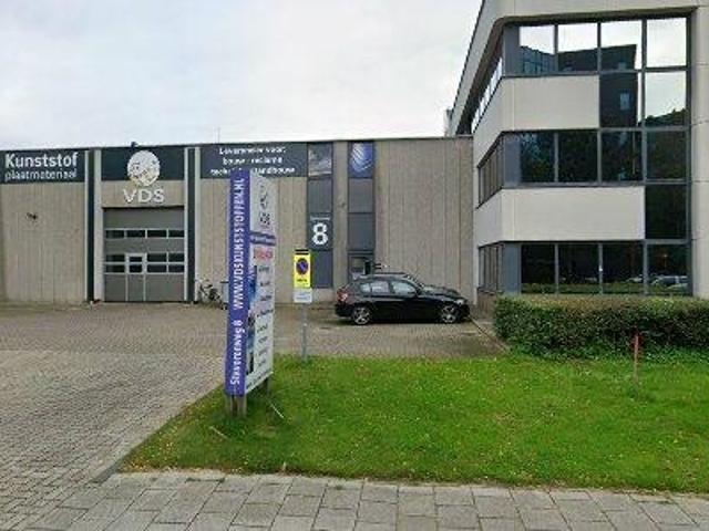Bedrijfspand te huur in Bloemendaal, Gouda