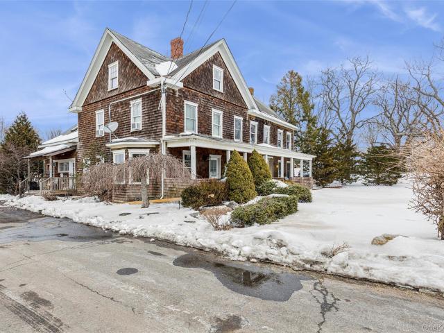 House for sale in Aquebogue, New York