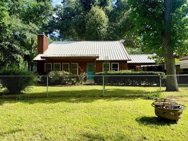 House for sale in Sabine, Texas