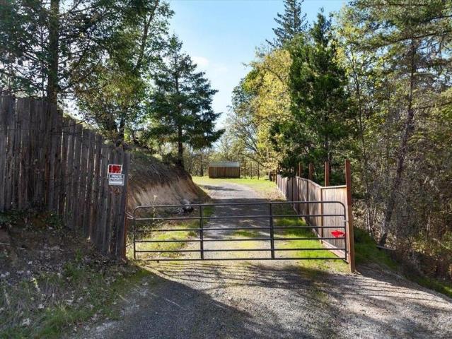Land for sale in Grants Pass