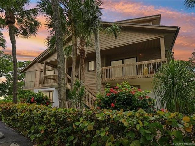 Condo for sale in Stuart, Florida