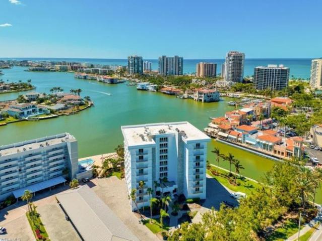 Condo for sale in Naples, Florida