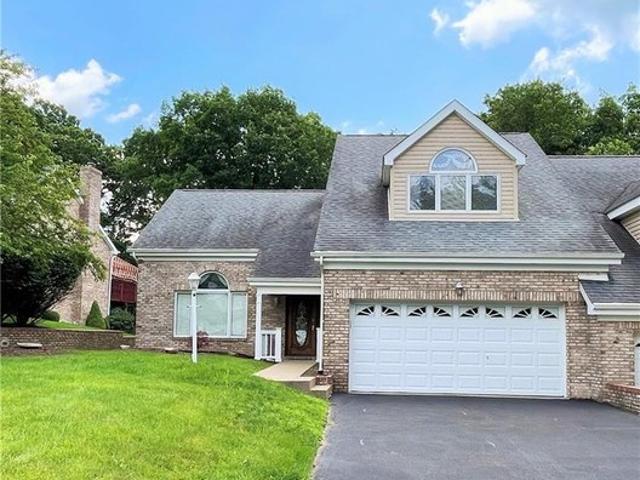 Townhouse for sale in Bridgeville, Pennsylvania
