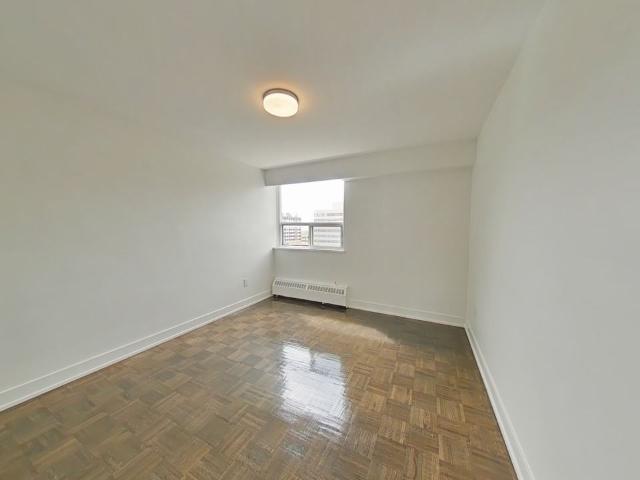 Apartment for rent in Toronto—St. Paul's, Toronto