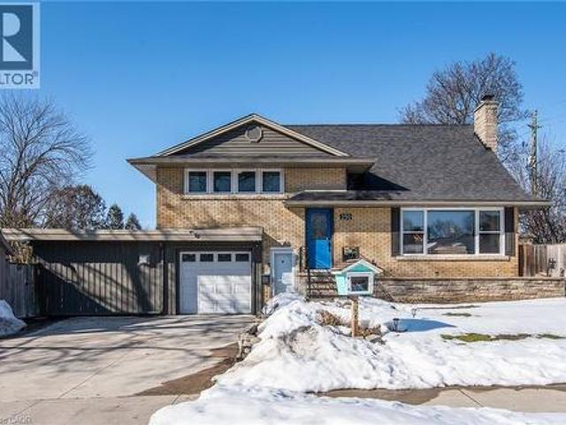 House for sale in Waterloo, Ontario