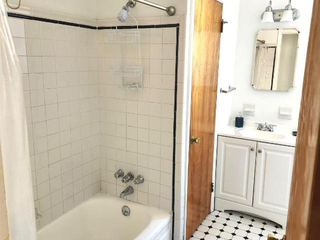 Condo for sale in Philadelphia, Pennsylvania