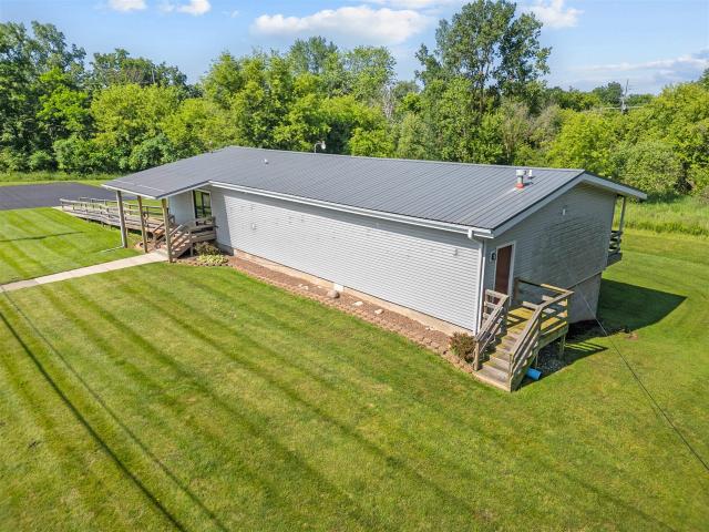 Commercial for sale in Litchfield